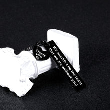 将图片加载到图库查看器，Boss Day Office Keychain for Employee Coworker Colleague Leader Manager Thank You Valentines Christmas Retirement Farewell Goodbye Appreciation Gifts for Supervisor Coach Women Men
